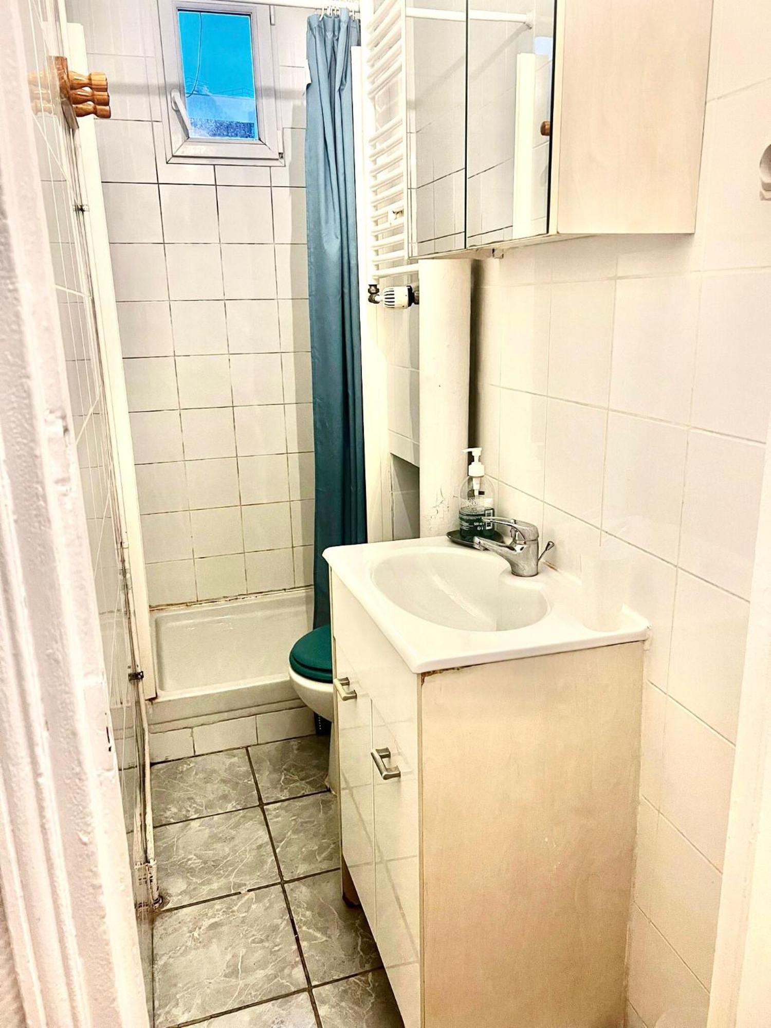 Cosy Apartment In Parigi Esterno foto